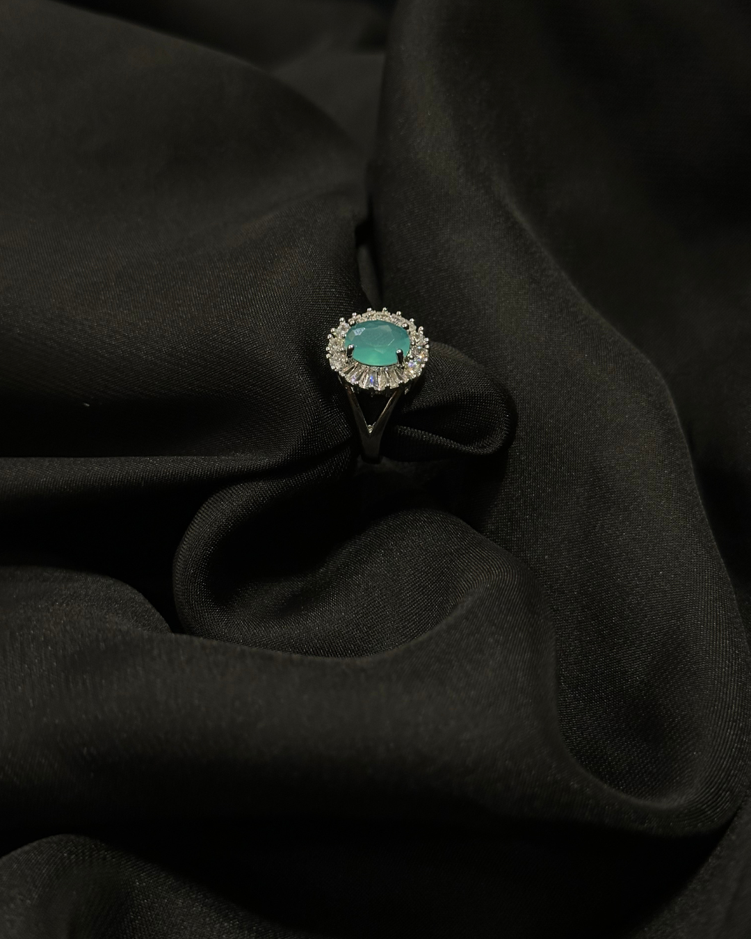 Sapphire Elegant Stone In White Disk Stainless Ring